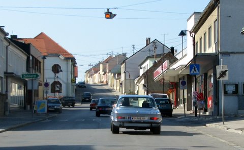 Bild: Strasshof 350.jpg